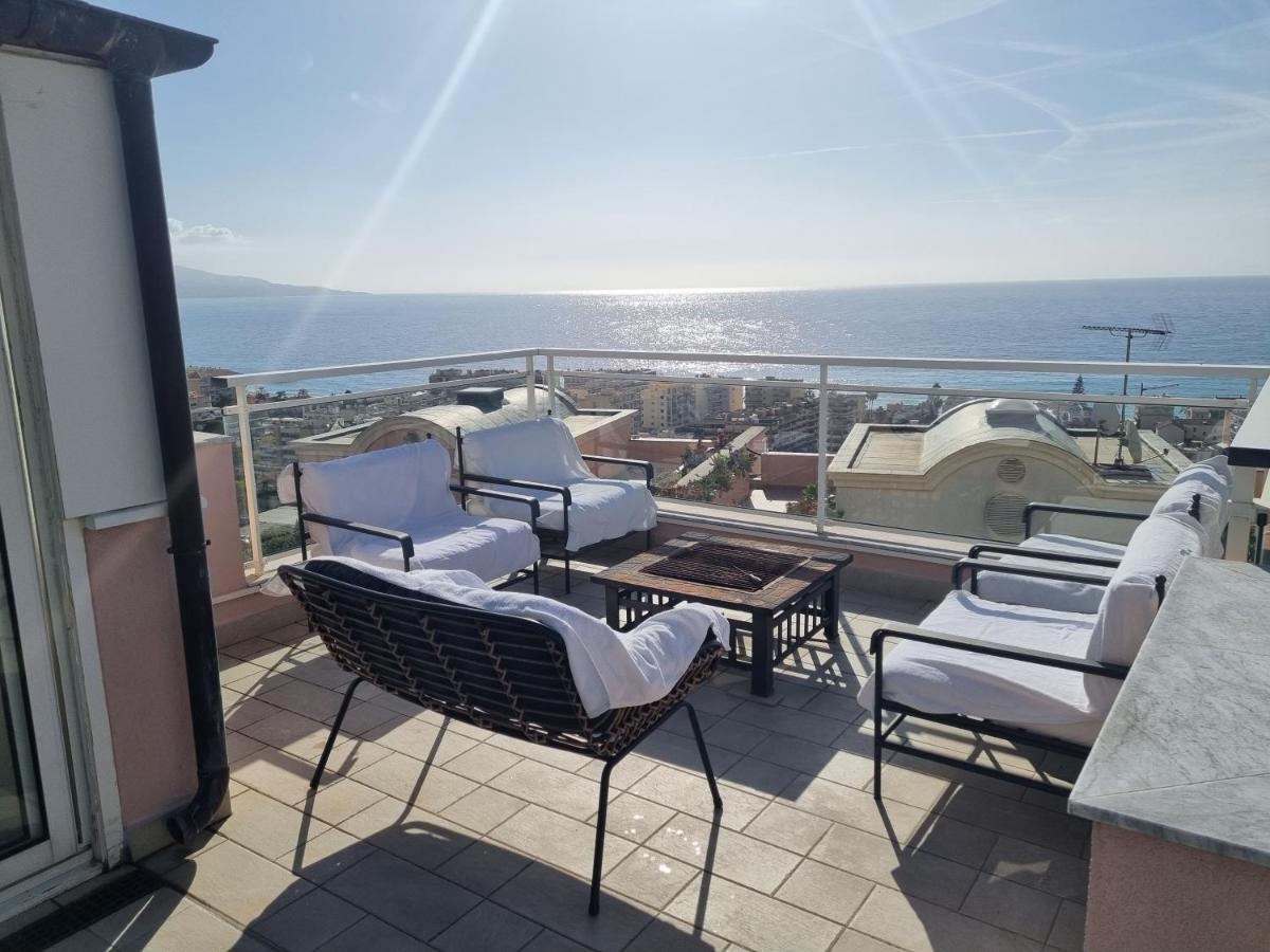 Quarto em Acomodações Particulares Dernier Etage D'une Maison Roquebrune-Cap-Martin