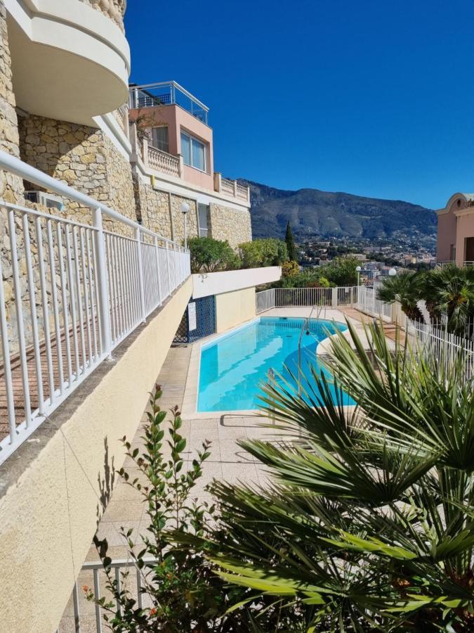 Homestay Dernier Etage D'une Maison Roquebrune-Cap-Martin